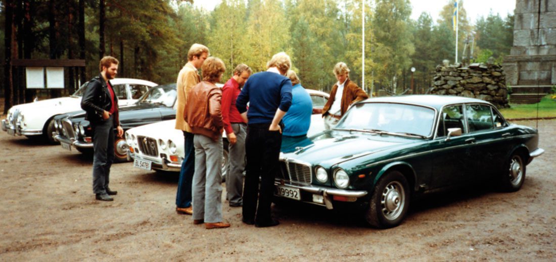 Utflukt til Morokulien ca. 1982. Den eneste vi kan gjenkjenne her, er veteranen Bjørn Teigen med ryggen til.
